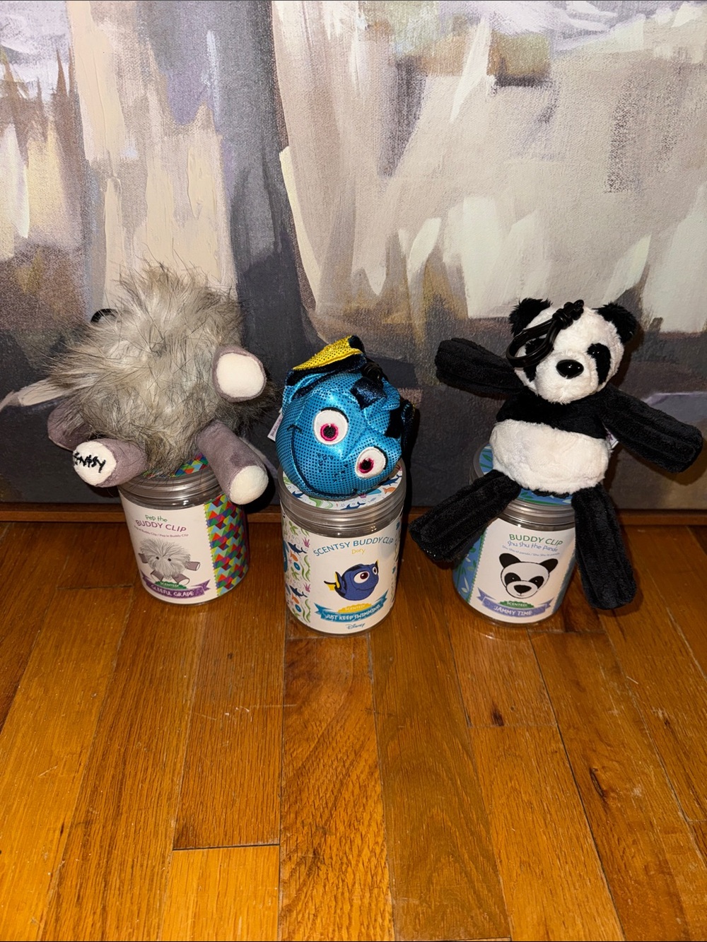 NWT SCENTSY BUDDY CLIP PLUSH GREAT FOR BACKPACKS, CAR, KIDS